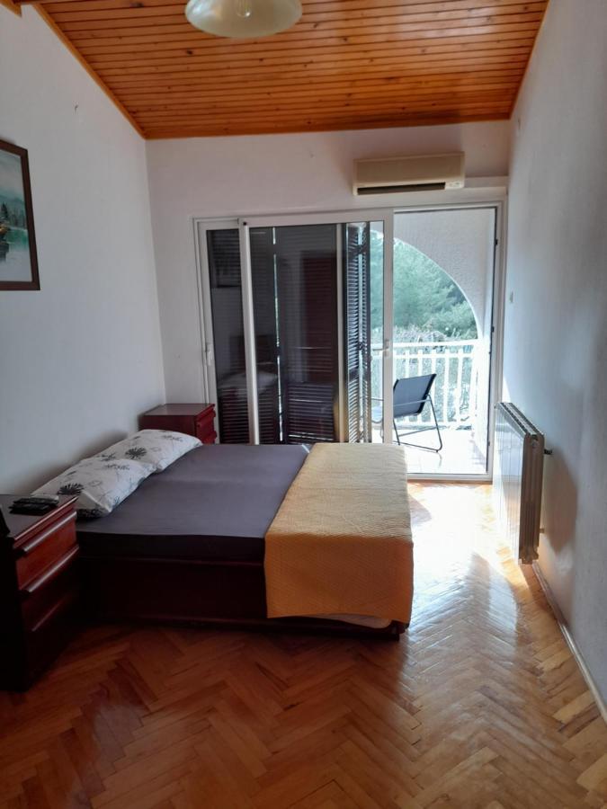 Fun&Sun Apartment Zaboric Bagian luar foto
