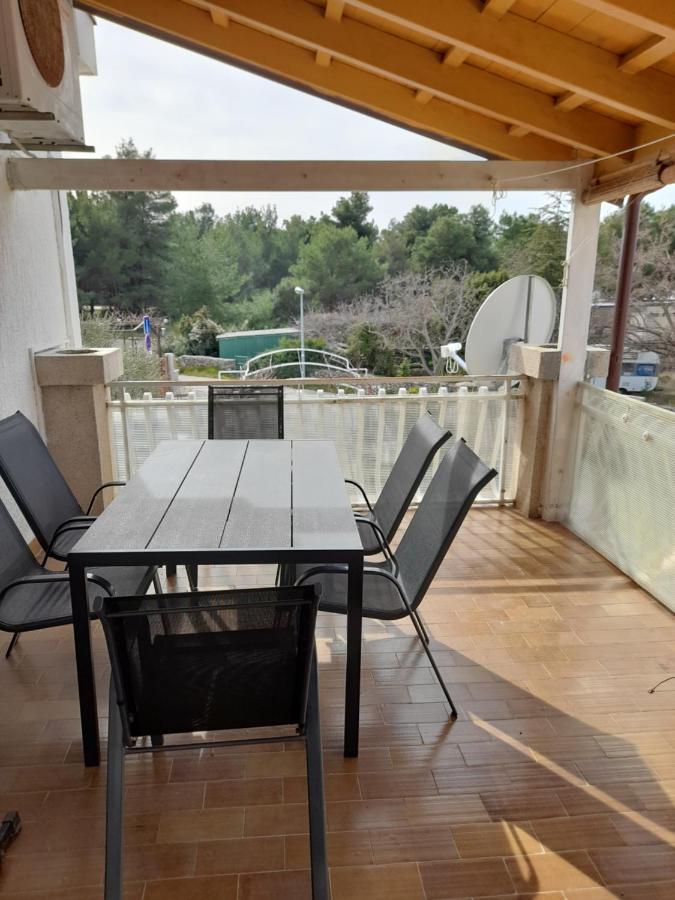 Fun&Sun Apartment Zaboric Bagian luar foto